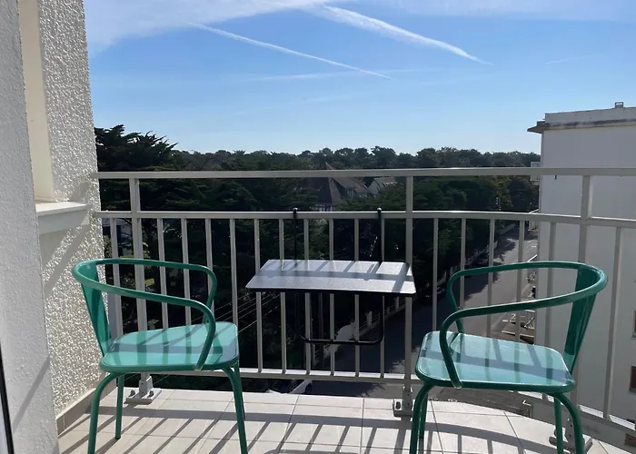 Vue Mer, Heol, 5eme Etage